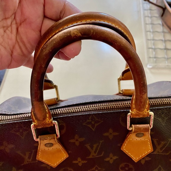 Authentic Louis Vuitton Speedy - Picture 4 of 14